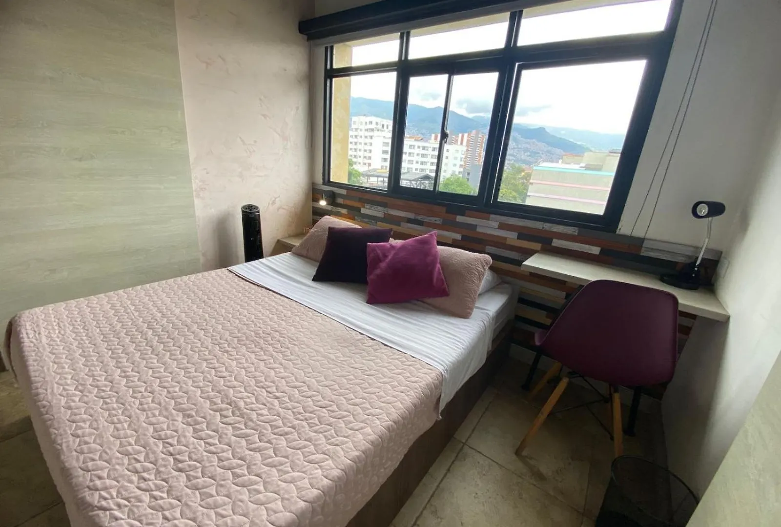 Tauro Black Suites Cerca Al Estadio Atanasio Girardot Medellin Hotel