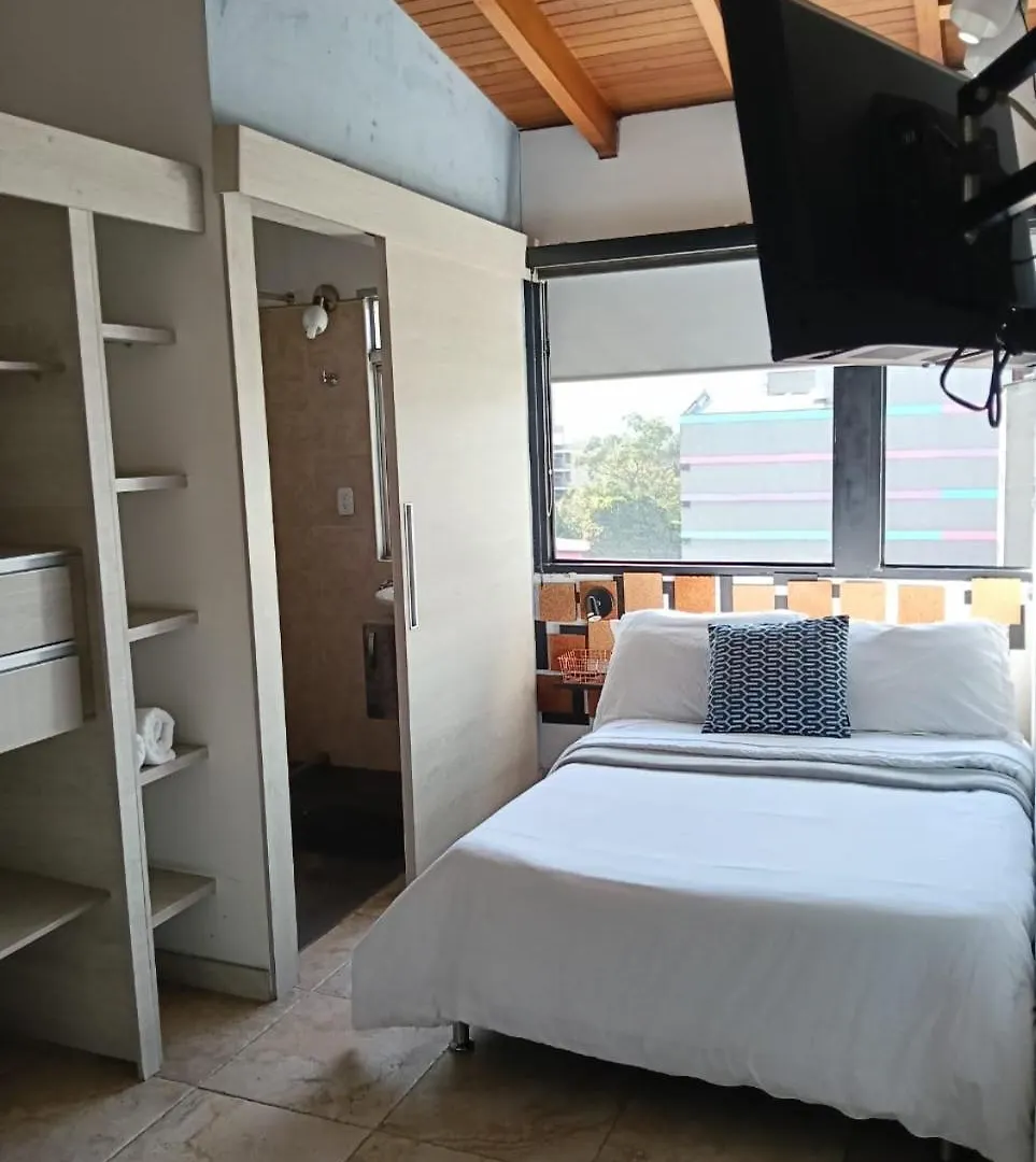 Tauro Black Suites Cerca Al Estadio Atanasio Girardot Medellin