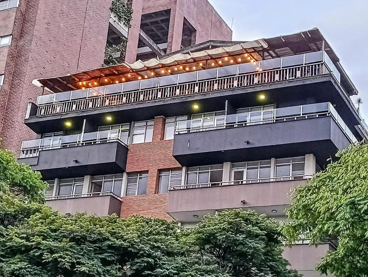 Hotel Tauro Black Suites Cerca Al Estadio Atanasio Girardot Medellin